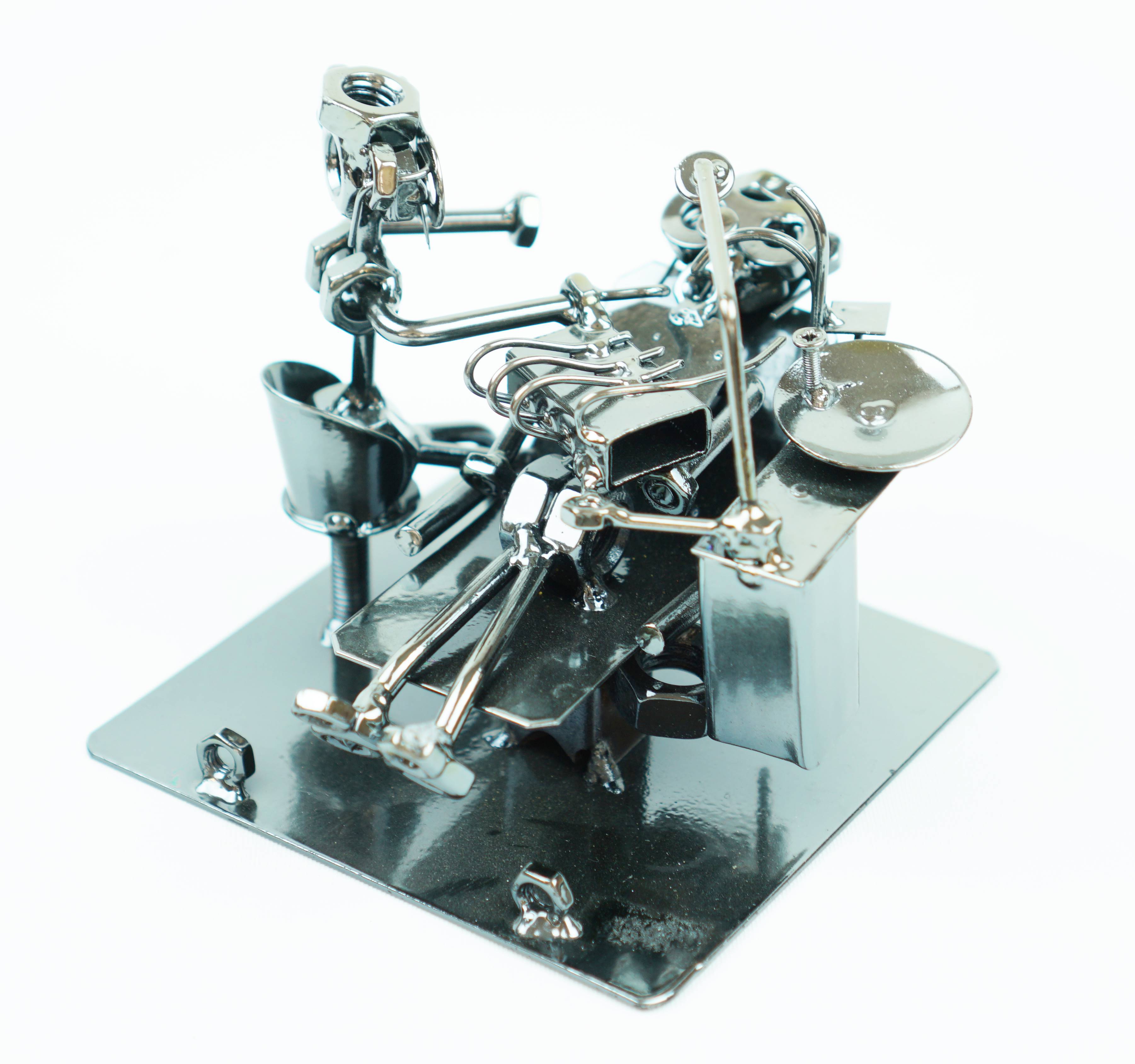 Robot Di Hekimi Metal Biblo 4